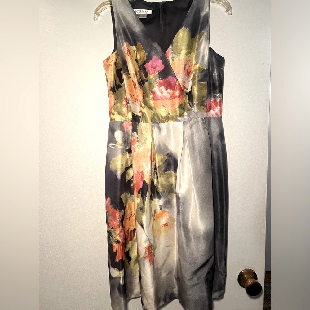KAY UNGER Silk Floral Print Dress Size 8.